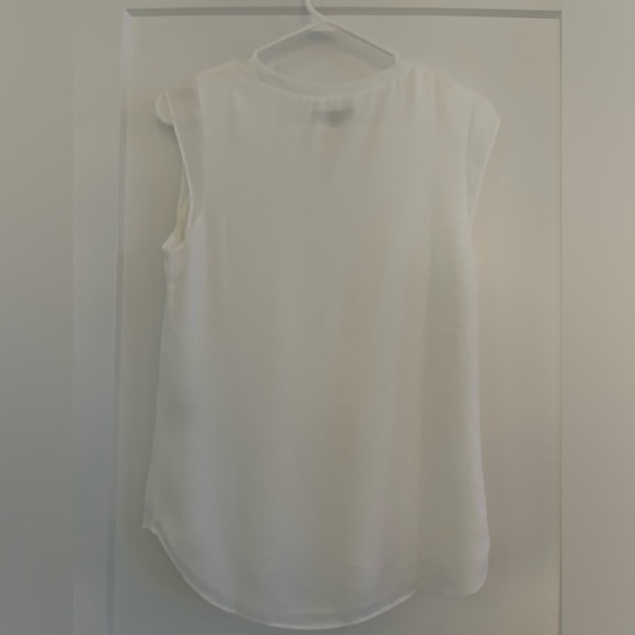 RW & Co Silky Crepe Cap Sleeve White Blouse - Picture 2 of 6